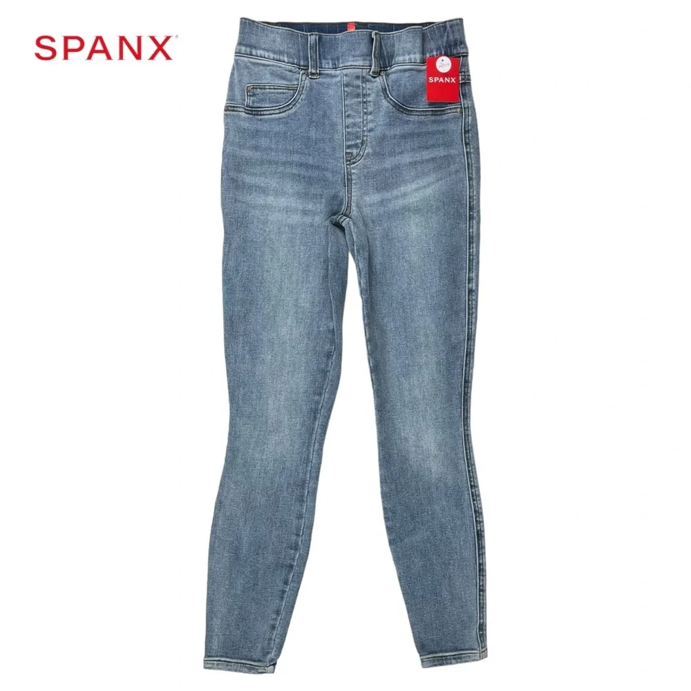 Spanx XS Petite Sculpt Pull-On Skinny‎ Jeans Light Wash Butt Lifting NWT